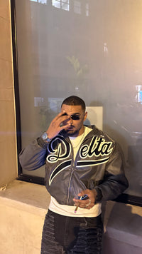Veste Delta Iconic – Bold Edition