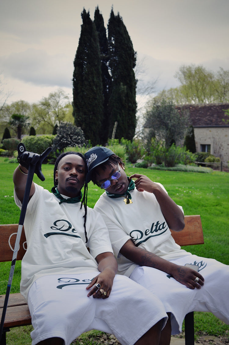 T-Shirt American College